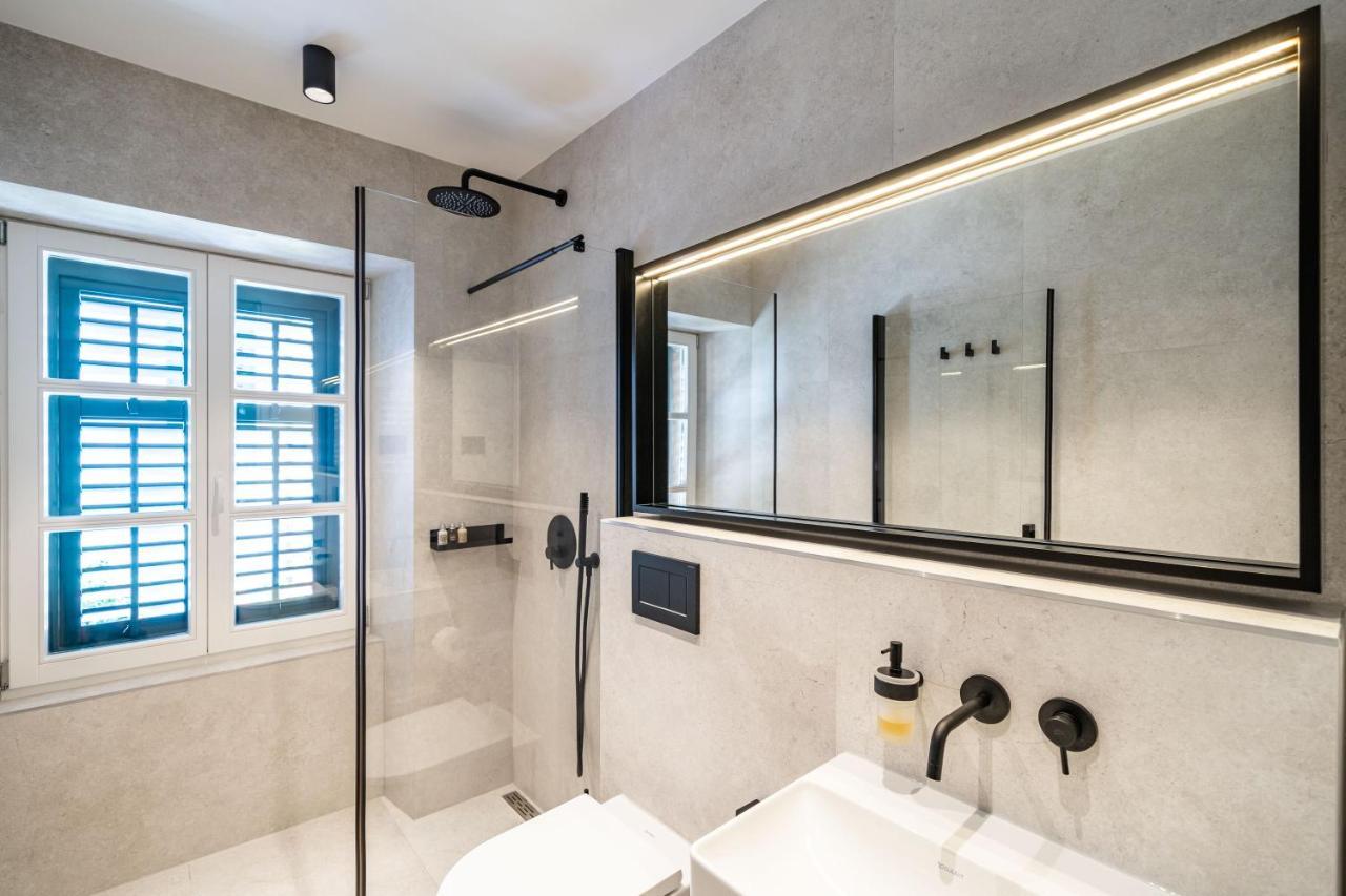 Agape Suite Old Town-Luxury Two Bedroom Apartment Дубровник Экстерьер фото