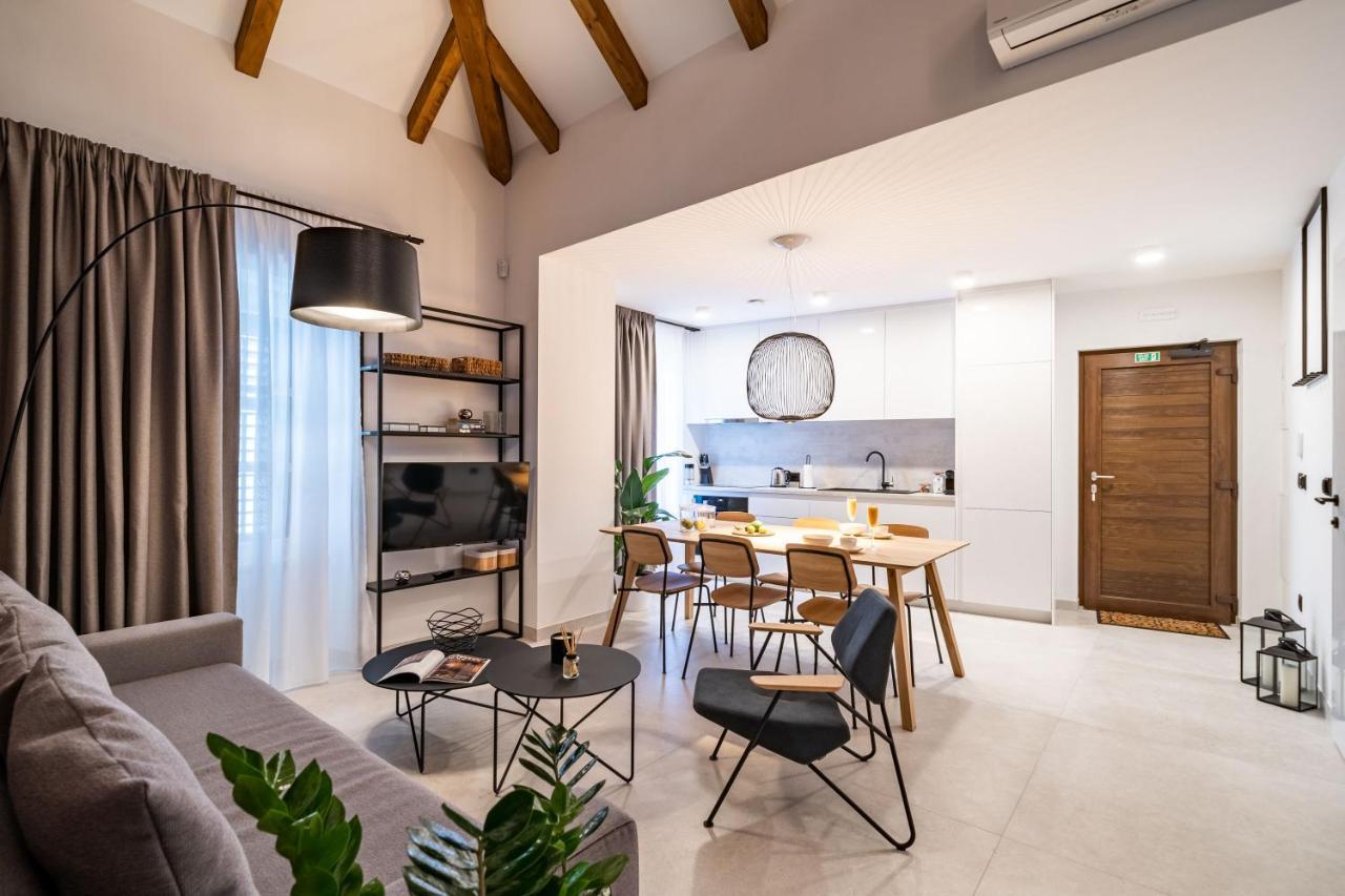 Agape Suite Old Town-Luxury Two Bedroom Apartment Дубровник Экстерьер фото