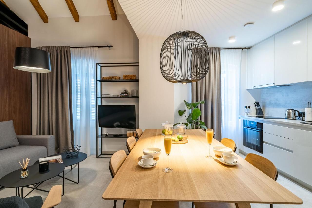 Agape Suite Old Town-Luxury Two Bedroom Apartment Дубровник Экстерьер фото