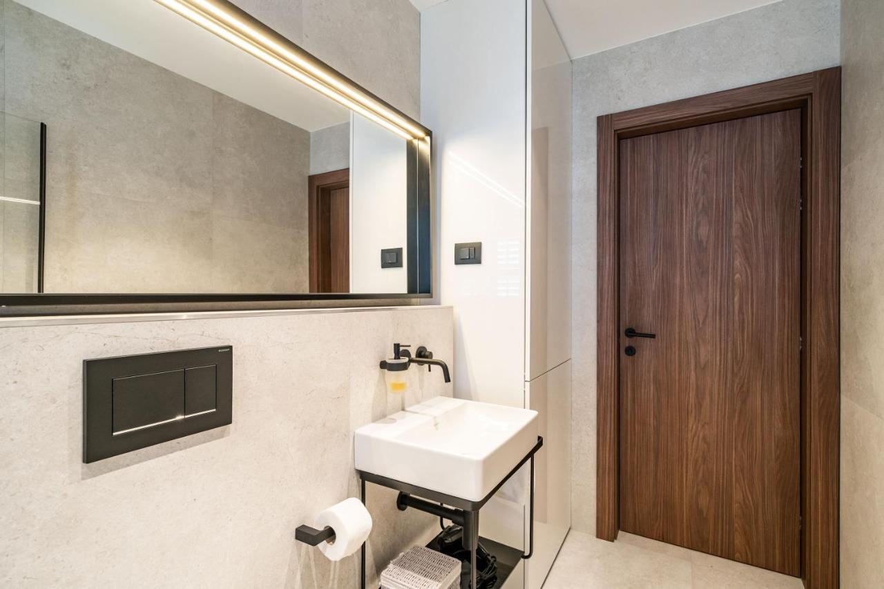 Agape Suite Old Town-Luxury Two Bedroom Apartment Дубровник Экстерьер фото