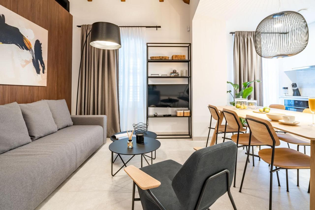 Agape Suite Old Town-Luxury Two Bedroom Apartment Дубровник Экстерьер фото