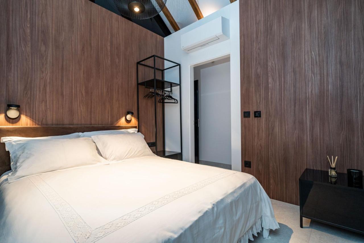 Agape Suite Old Town-Luxury Two Bedroom Apartment Дубровник Экстерьер фото